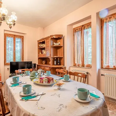 Prázdninový dům Cozy In S,lorenzo Al L,fiastra With Kitchen